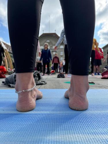 Race-for-Life-2024 Yoga-6